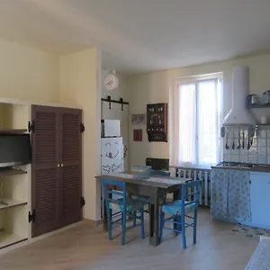 Un Letto Nel Cortile Bereguardo